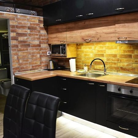 Alexander Apartment 세레스 외부 사진