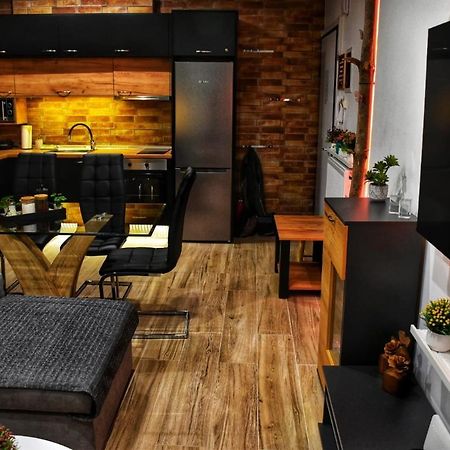 Alexander Apartment 세레스 외부 사진