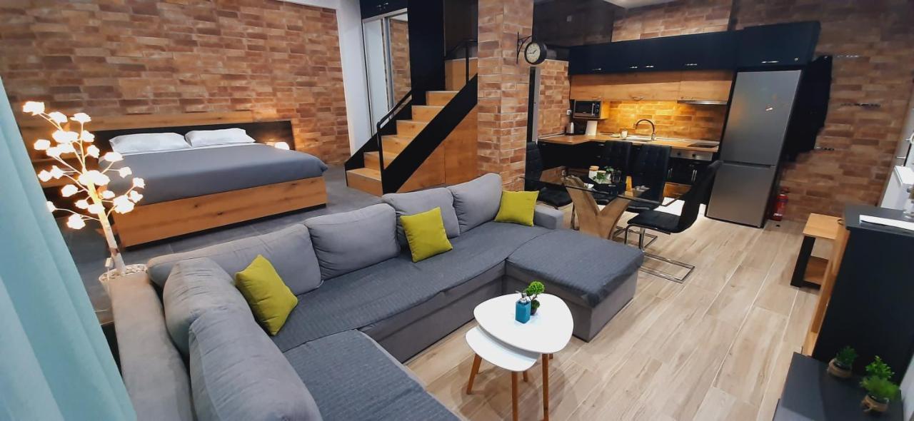 Alexander Apartment 세레스 외부 사진