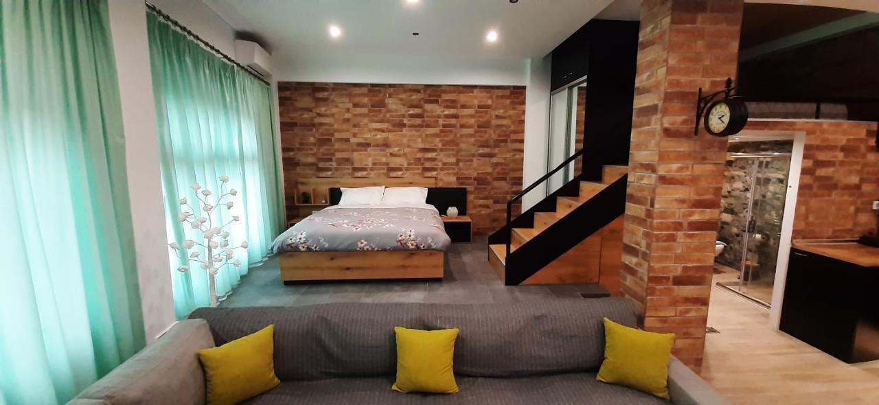 Alexander Apartment 세레스 외부 사진
