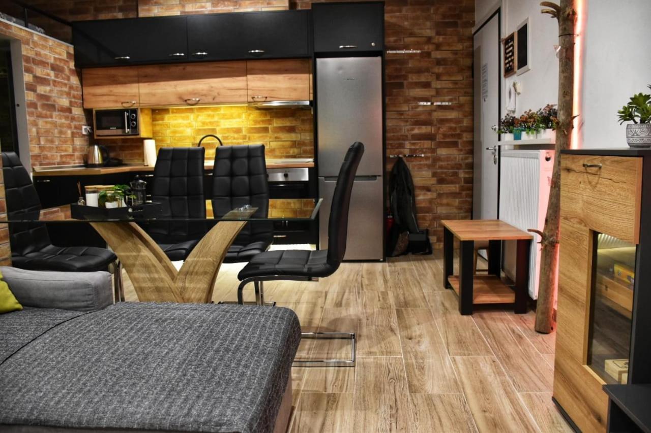 Alexander Apartment 세레스 외부 사진